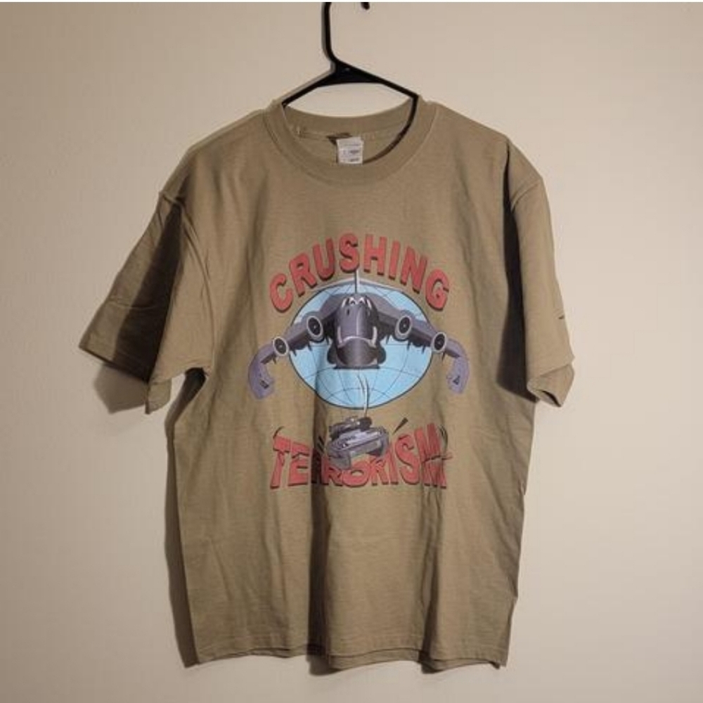 SOLD-Vintage Y2K 2004 Crushing Terrorism Size Large